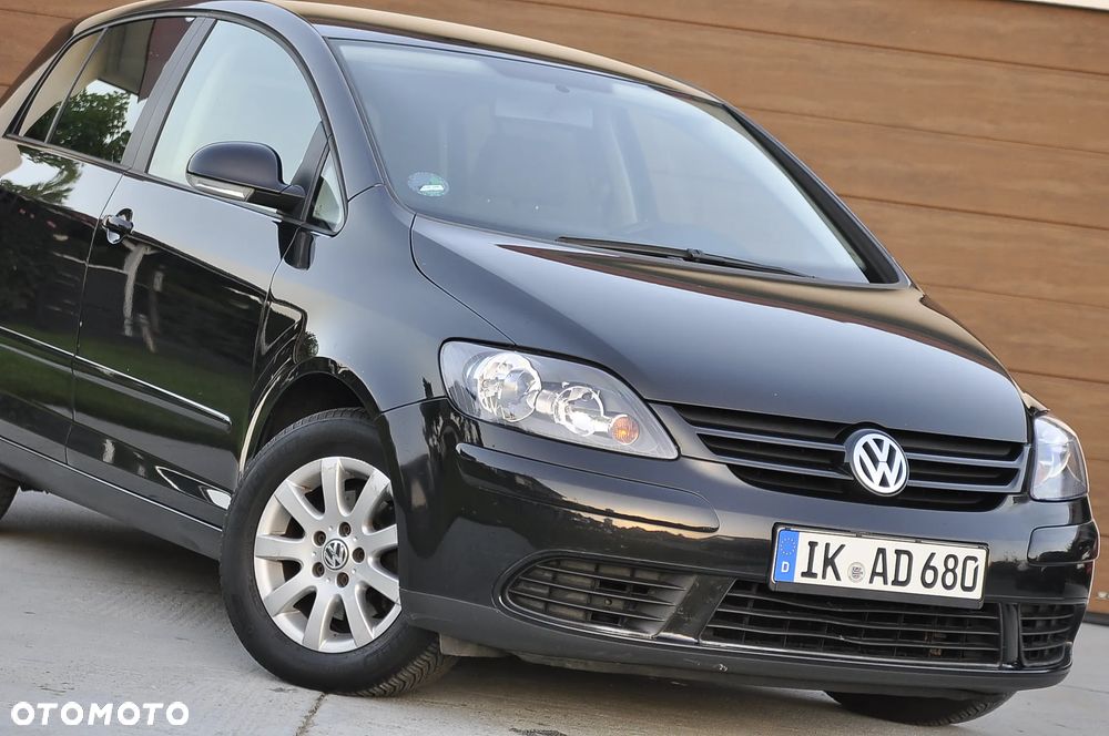 Volkswagen Golf Plus - 15