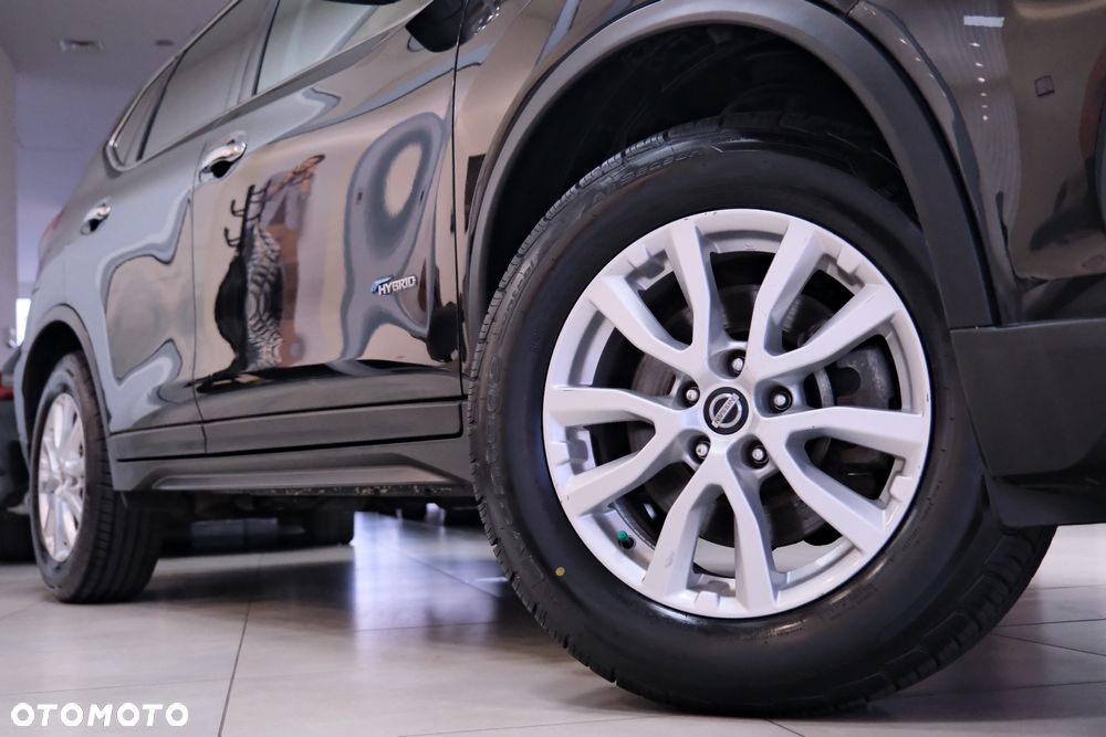 Nissan Rogue - 4