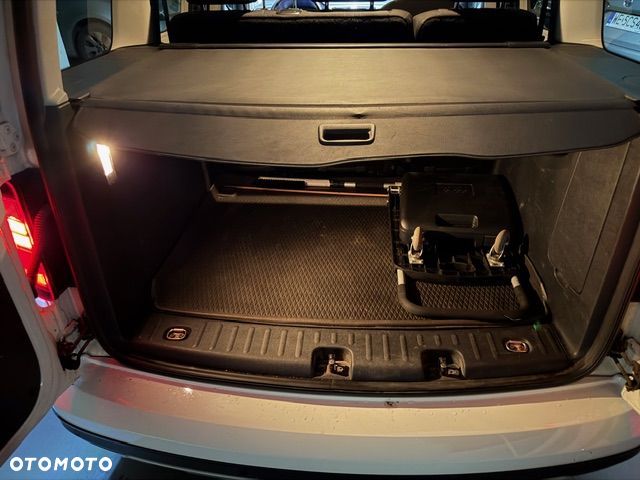 Volkswagen Caddy 2.0 TDI Alltrack DSG - 14