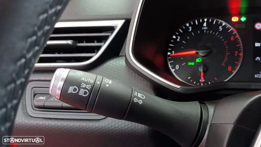 Renault Clio 1.0 TCe Intens - 33