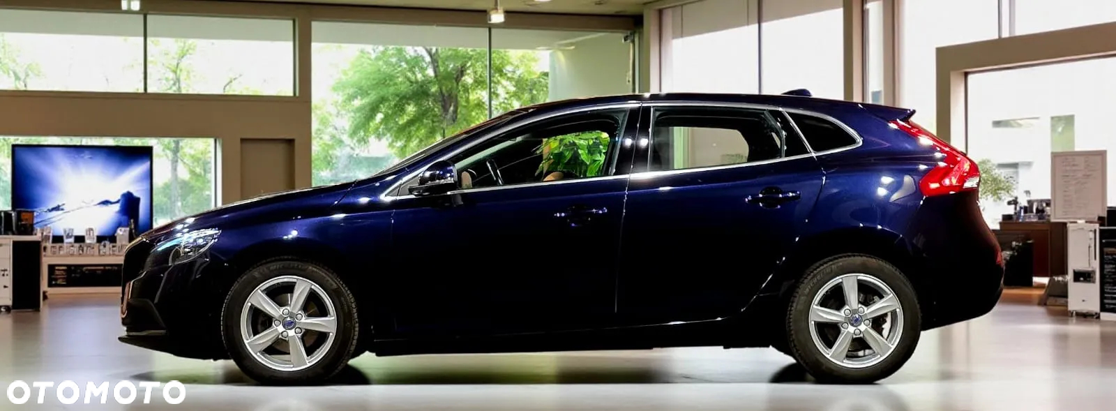 Volvo V40 D2 Drive-E Momentum - 6