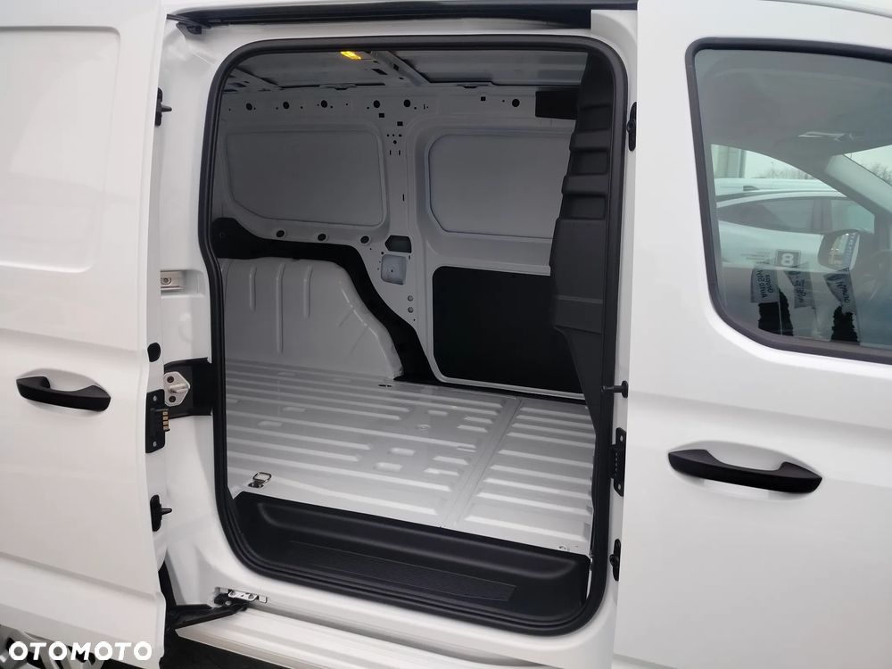 Ford Transit Connect - 19