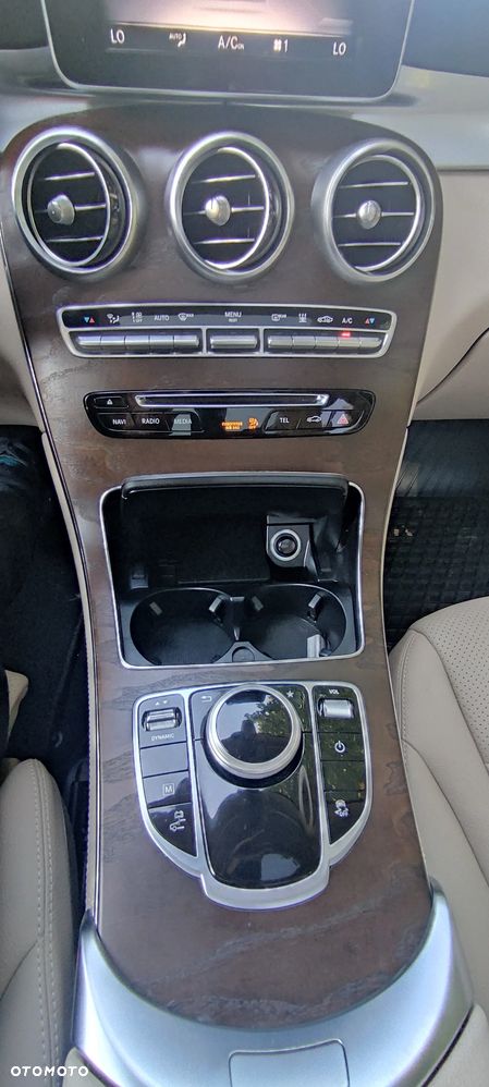 Mercedes-Benz GLC - 7