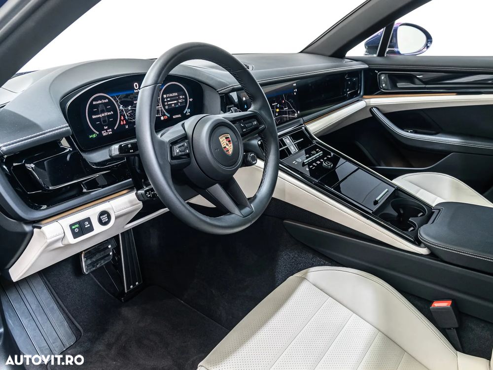 Porsche Panamera 4 - 13