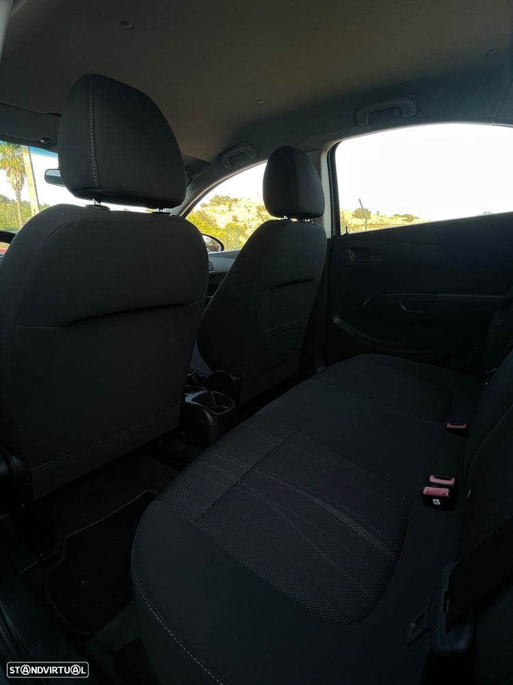 Chevrolet Aveo 1.2 LT - 7