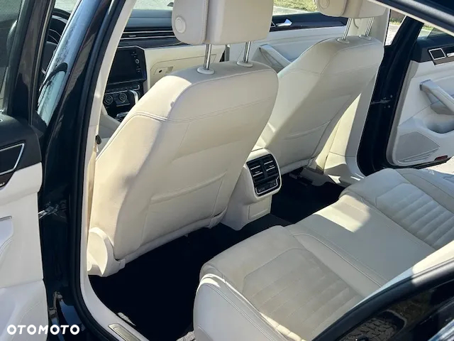 Volkswagen Passat 2.0 TSI BMT Highline DSG - 17