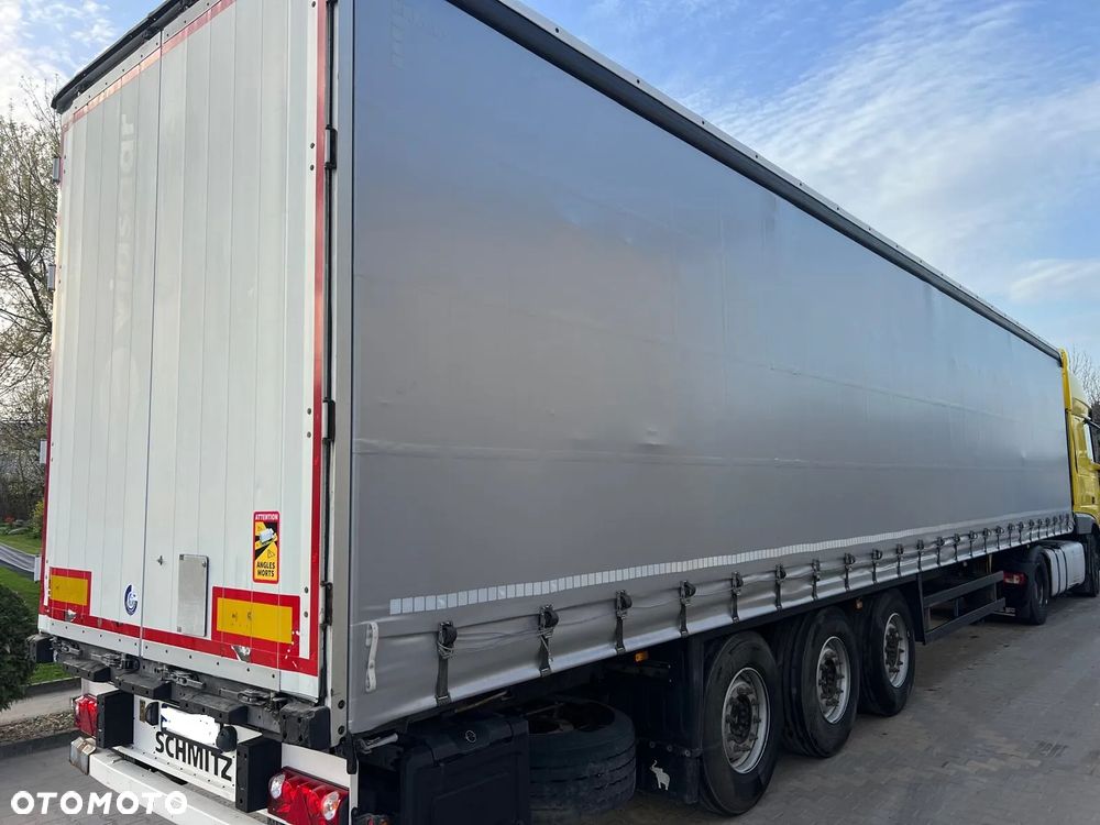 Schmitz Cargobull SCB S3T - 1