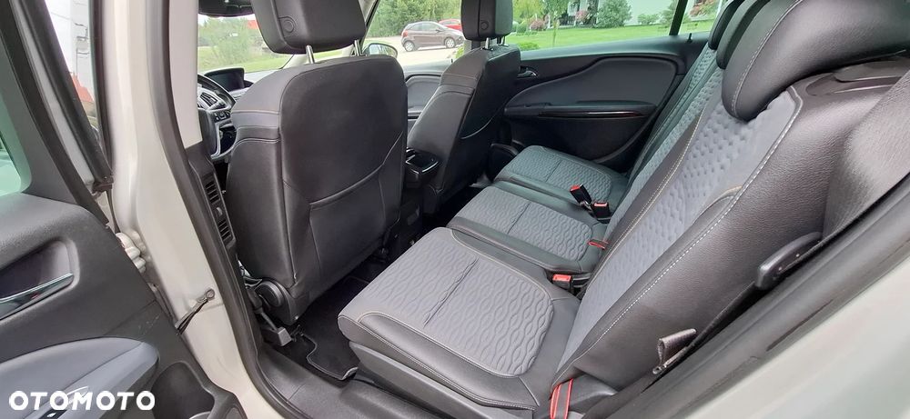 Opel Zafira 2.0 CDTI Cosmo - 17