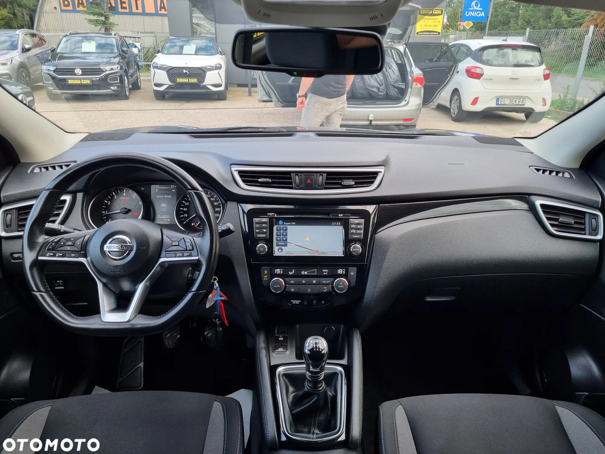 Nissan Qashqai 1.2 DIG-T Tekna - 14