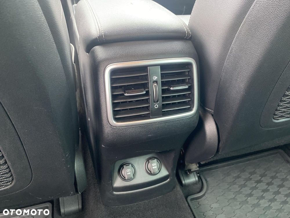Kia Sportage - 12