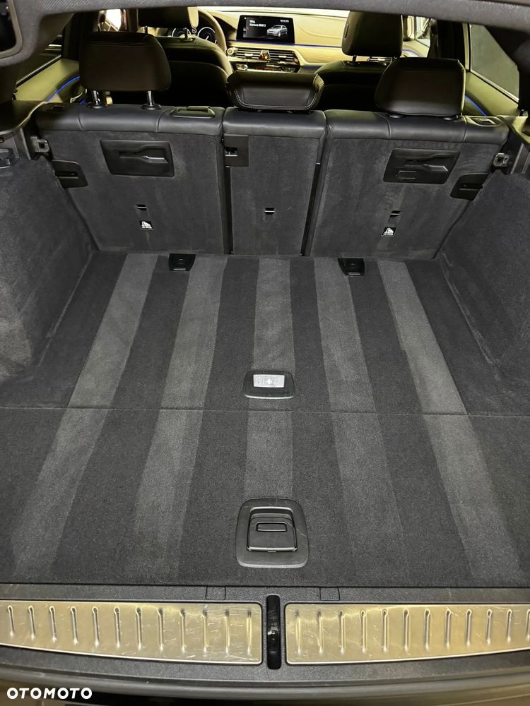 BMW Seria 5 520d Luxury Line - 15