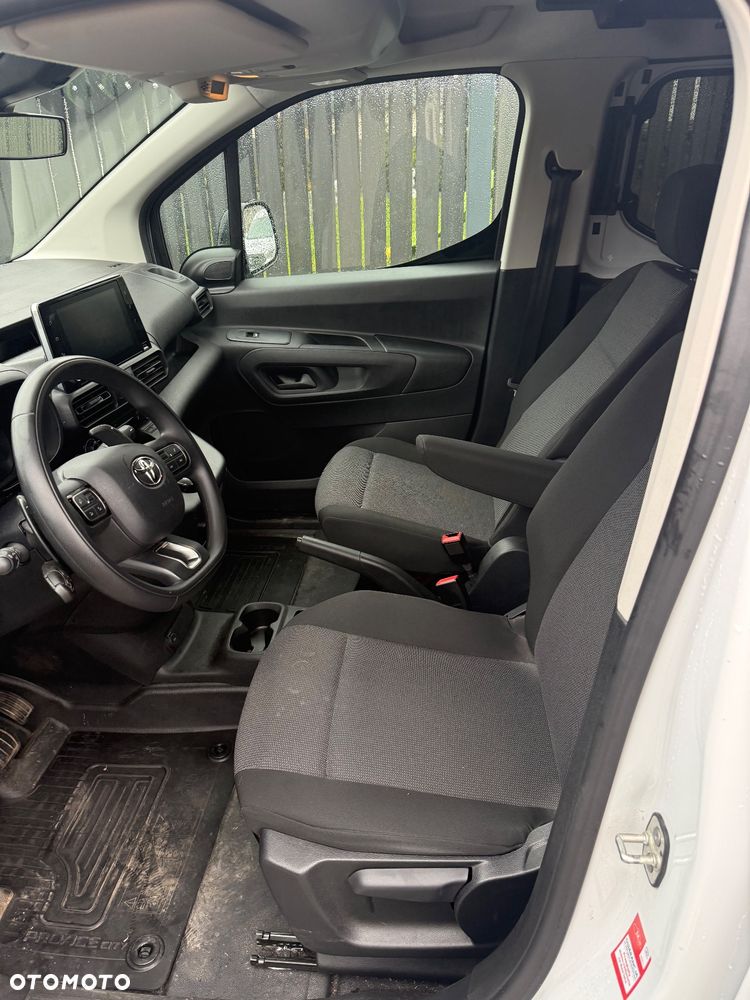 Toyota Proace City - 10