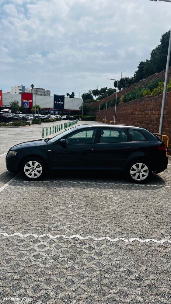 Audi A3 Sportback 2.0 TDi Attraction - 4