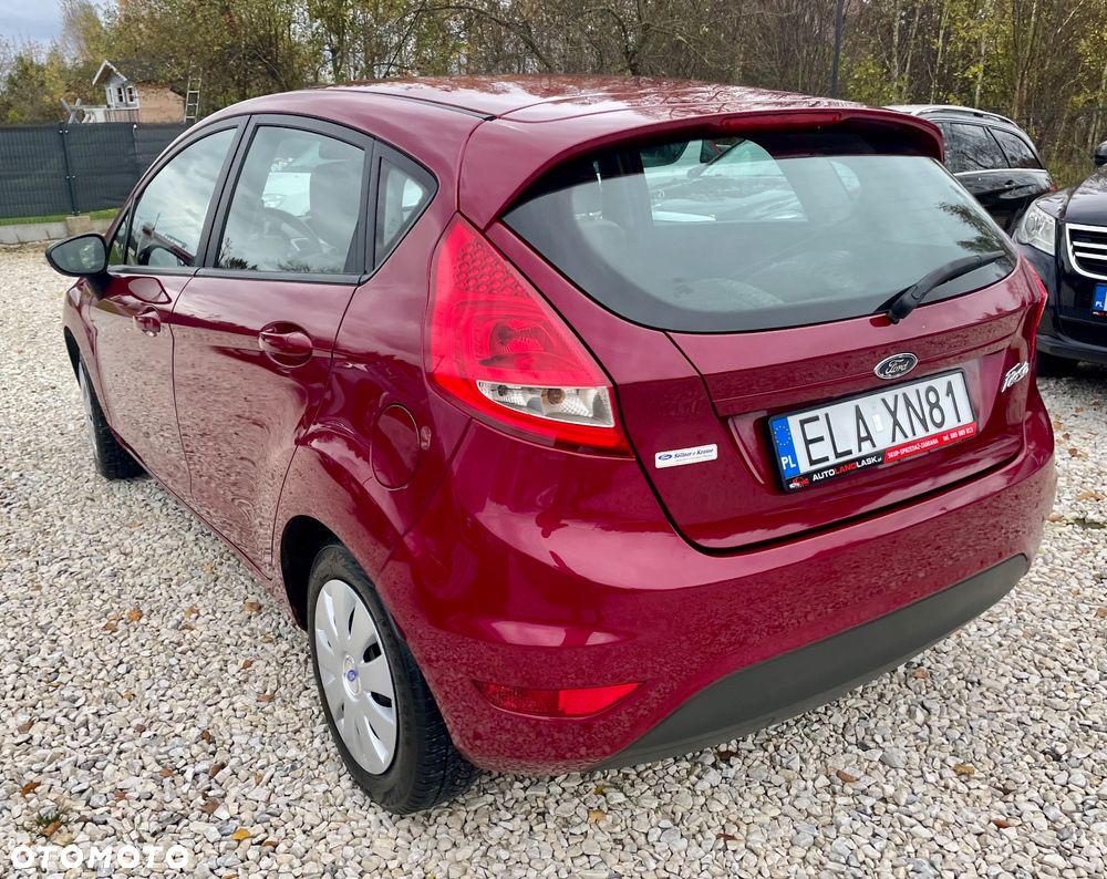 Ford Fiesta 1.25 Celebration - 3