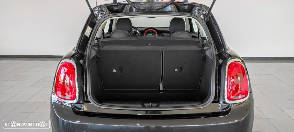 MINI 3 Portas One D - 19