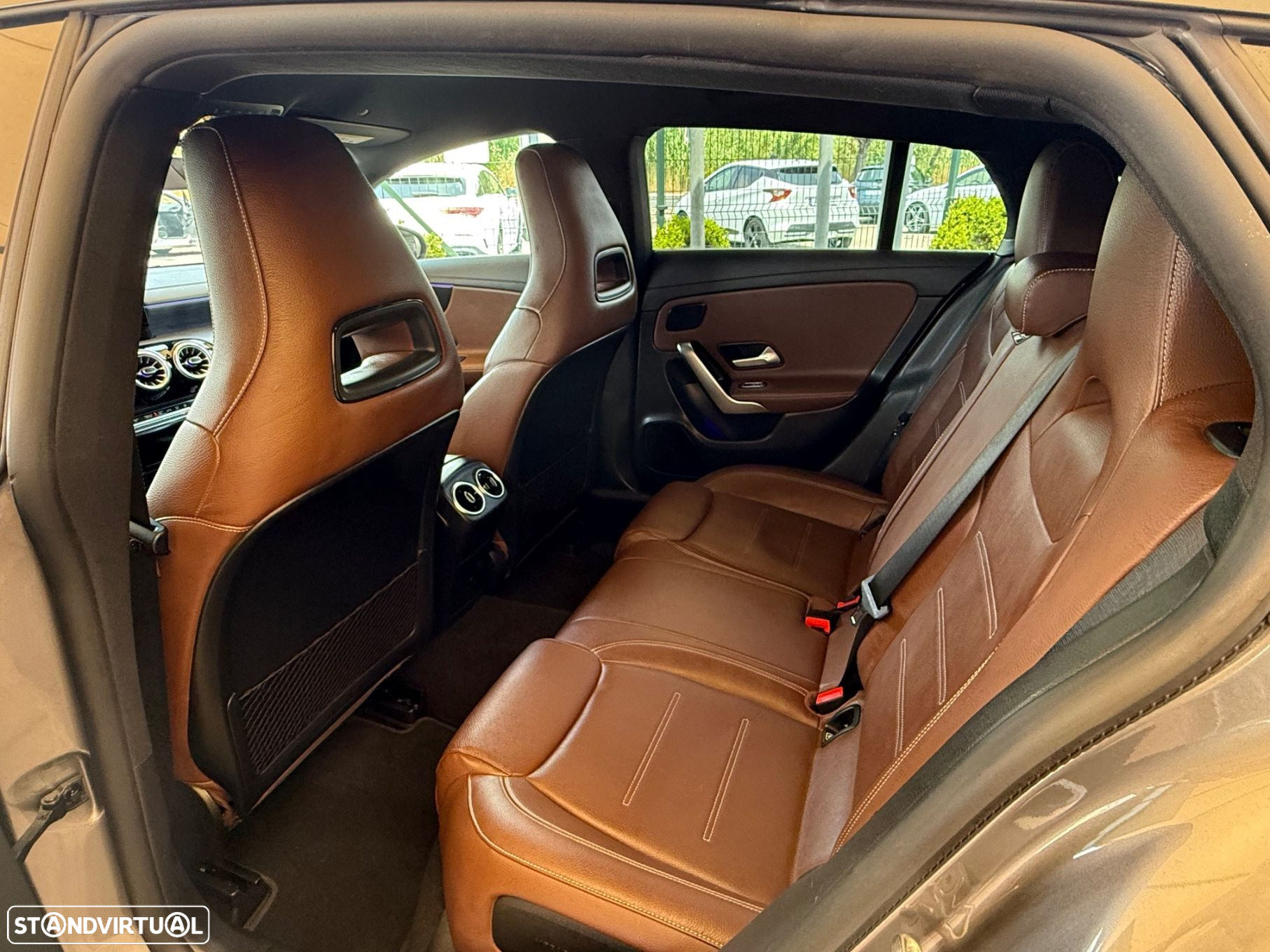 Mercedes-Benz CLA 250 e Shooting Brake AMG Line - 5