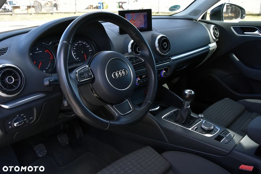 Audi A3 Limousine 2.0 TDI clean diesel Ambiente - 19