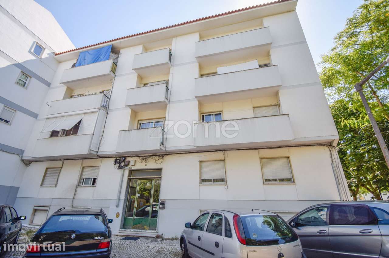 Apartamento T2 totalmente remodelado na Bobadela - Grande imagem: 2/27