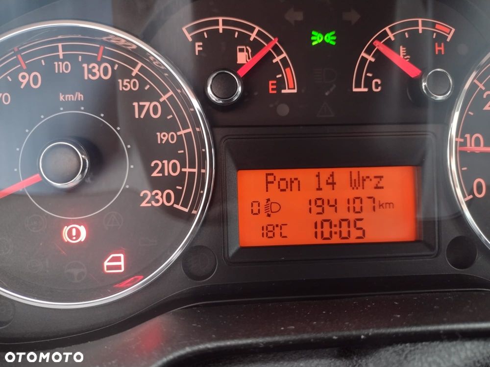 Fiat Punto - 18