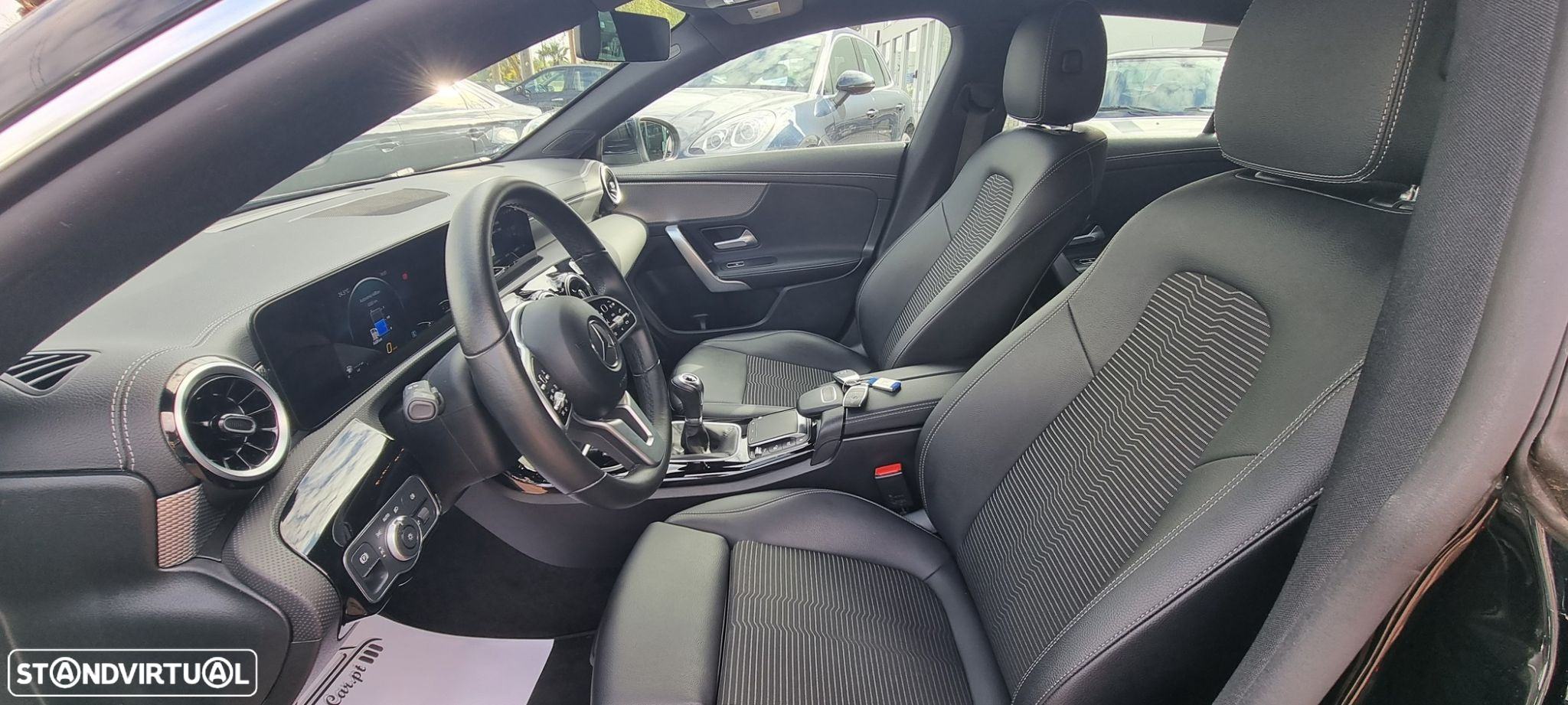 Mercedes-Benz CLA 180 - 21