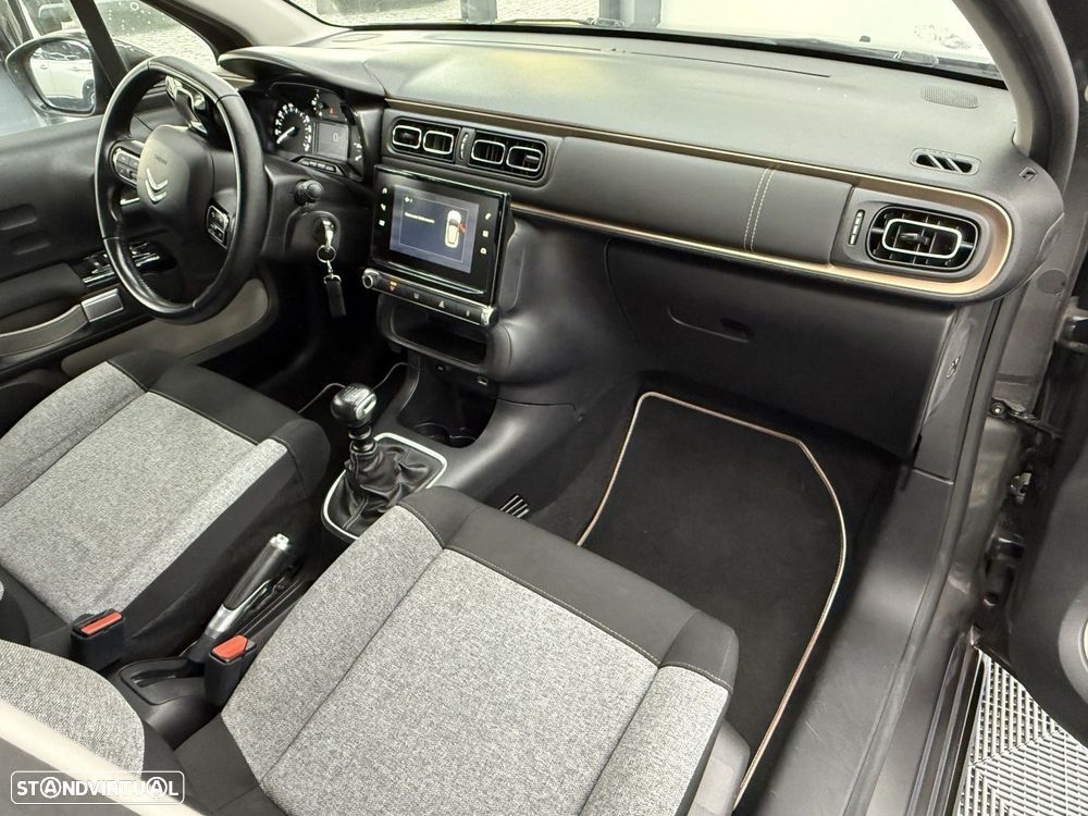 Citroën C3 1.2 PureTech Shine Pack — fotografia 18