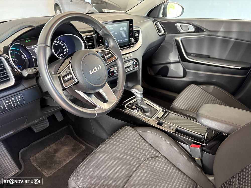 Kia XCeed 1.6 GDi PHEV Drive - 9