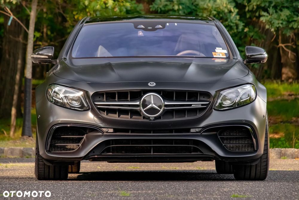 Mercedes-Benz Klasa E 300 9G-TRONIC AMG Line - 12