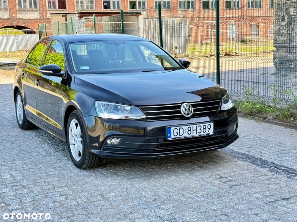 Volkswagen Jetta 2.0 TDI DPF BMT Comfortline - 3