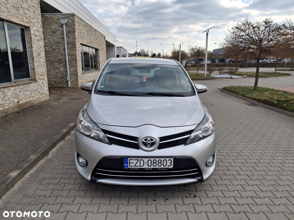 Toyota Verso 1.6 5-Sitzer Life - 5