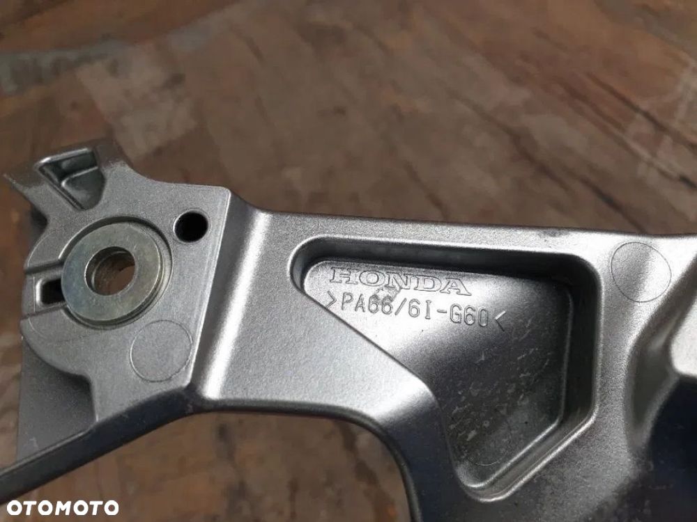 Uchwyt pasażera prawy Honda X-ADV 750 - 7