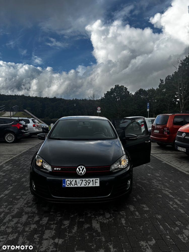 Volkswagen Golf 2.0 TSI GTI DSG - 2