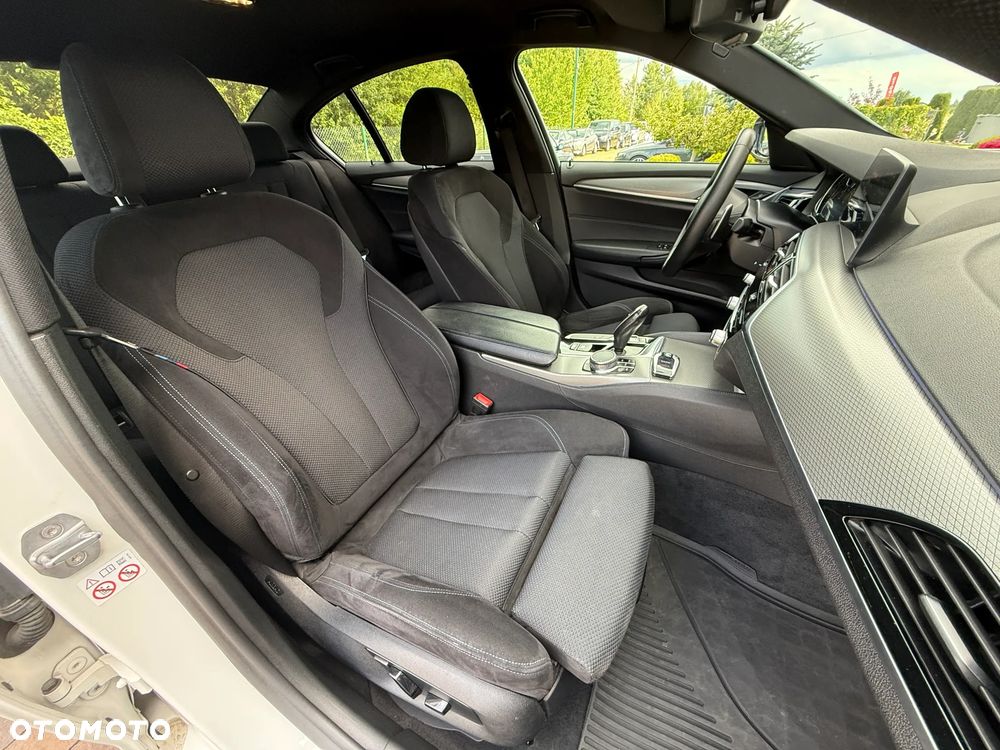 BMW Seria 5 520d xDrive M Sport sport - 15