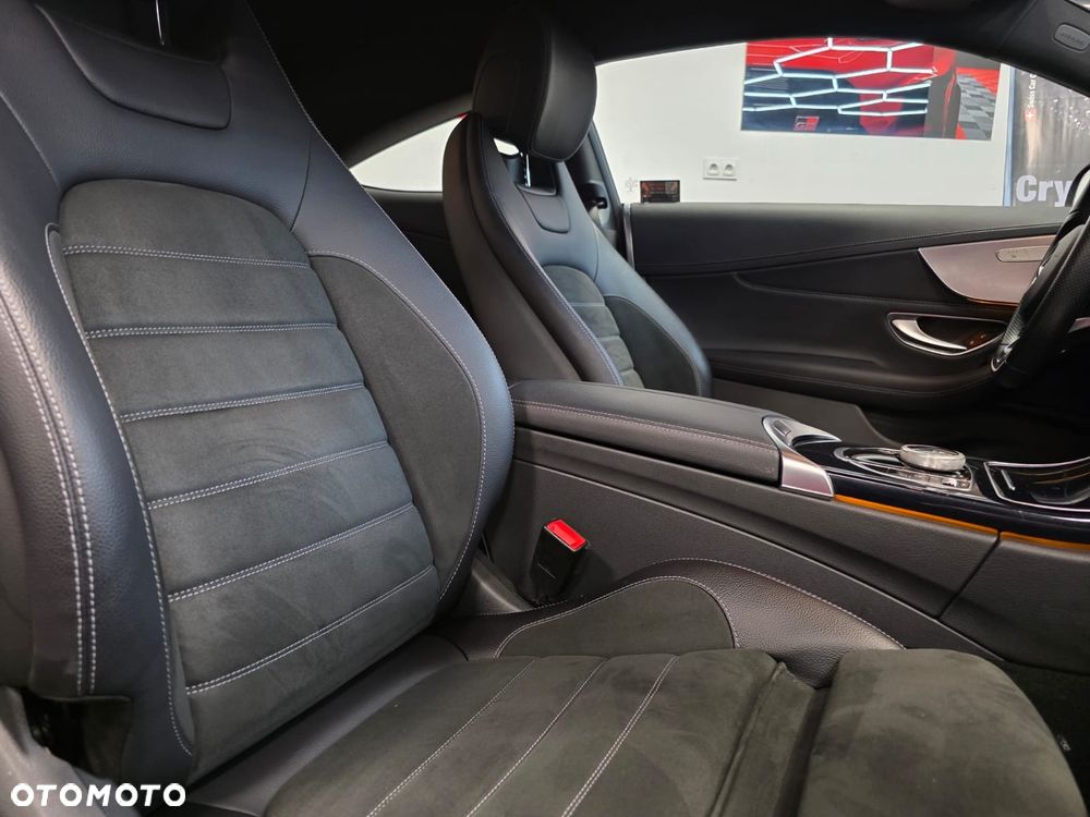 Mercedes-Benz Klasa C 200 9G-TRONIC - 12