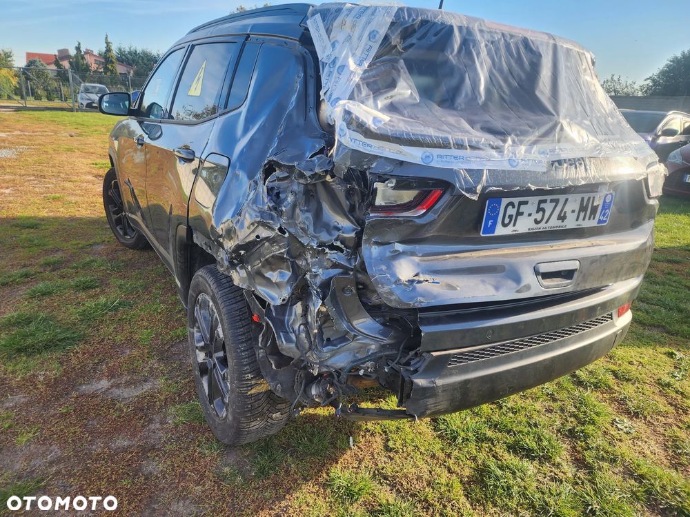 Jeep Compass - 9