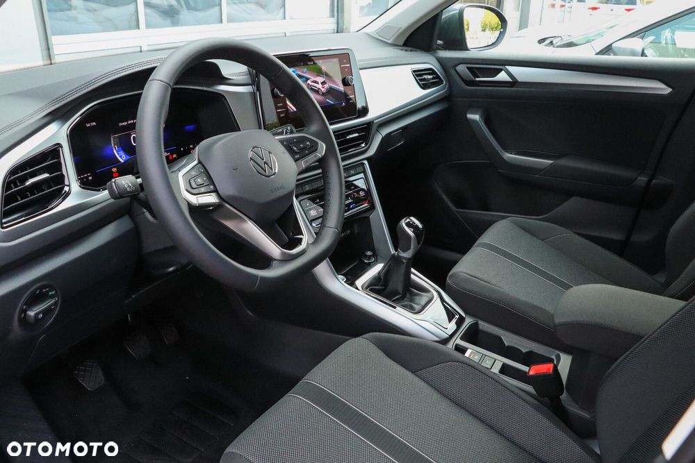 Volkswagen T-Roc - 10