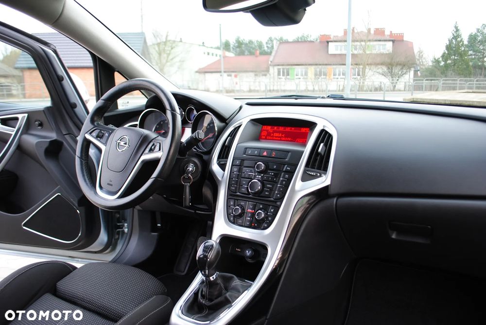 Opel Astra 1.4 Turbo Cosmo - 10