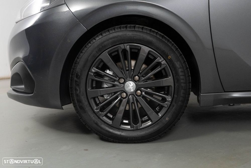Peugeot 208 1.2 PureTech Style - 16