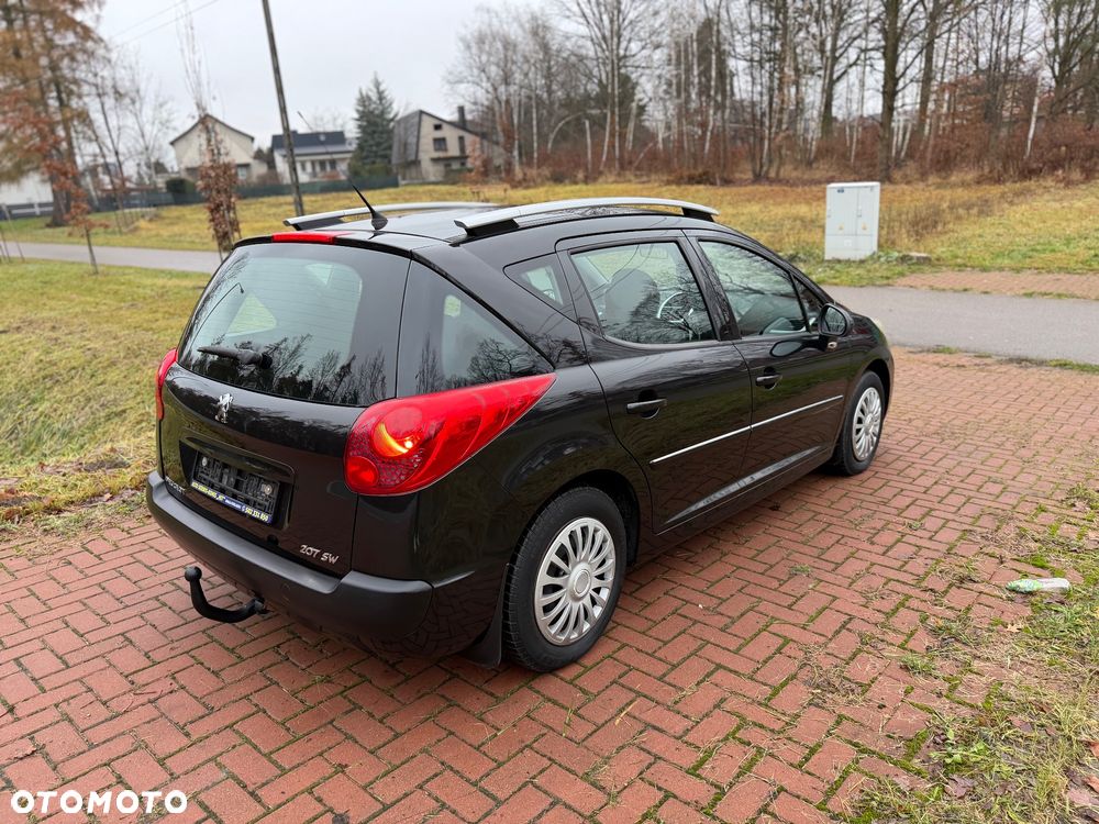 Peugeot 207 HDi FAP 90 (Blue Lion) Business-Line Niveau 2 - 4