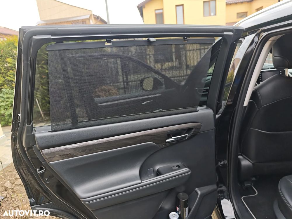 Toyota Highlander 2.5 L Hybrid Dynamic Force 248CP Exclusive Metallic - 11