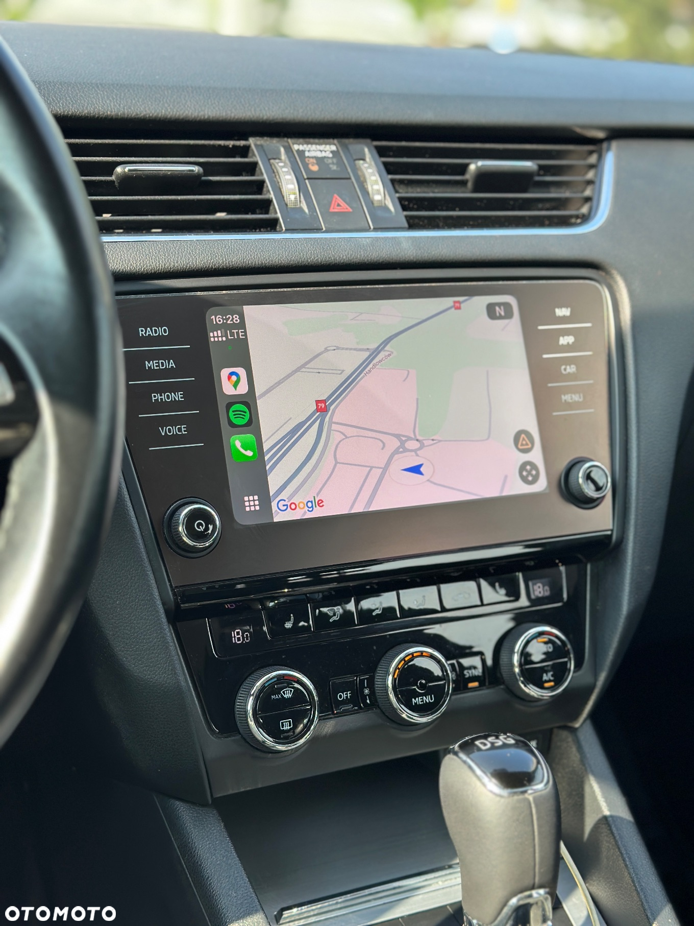 Skoda Octavia 1.6 TDI Ambition DSG - 25