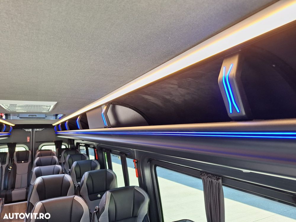 Mercedes-Benz Sprinter 519 - 19
