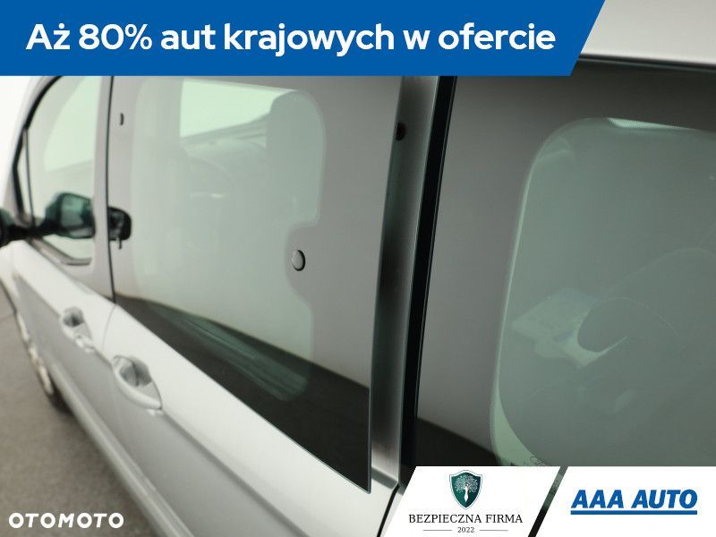 Ford Tourneo Courier - 21