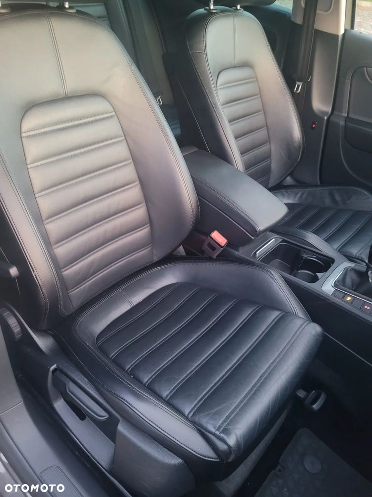 Volkswagen Passat 2.0 TDI BlueMotion Technology Highline - 21