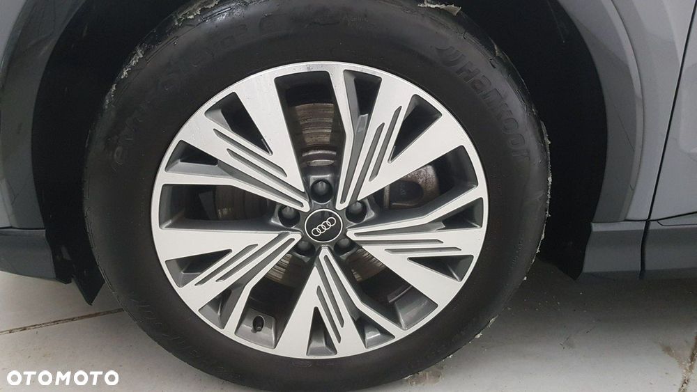 Audi Q4 e-tron - 9