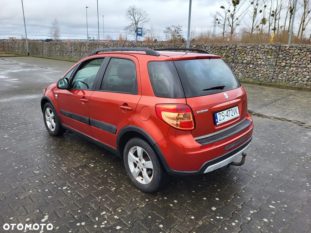 Suzuki SX4 2.0 DDiS 4x2 Comfort - 3