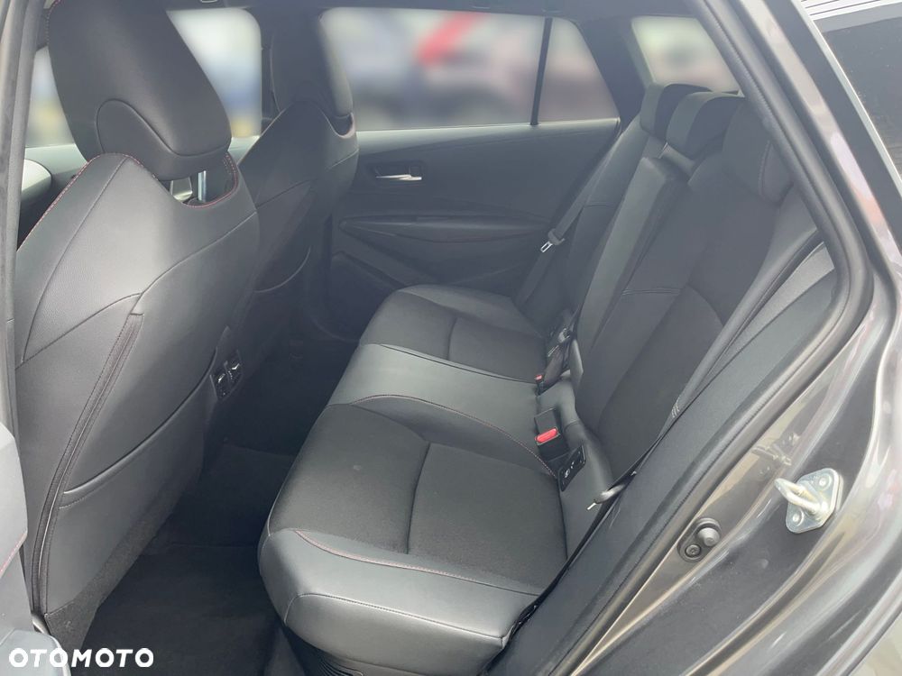 Toyota Corolla - 11
