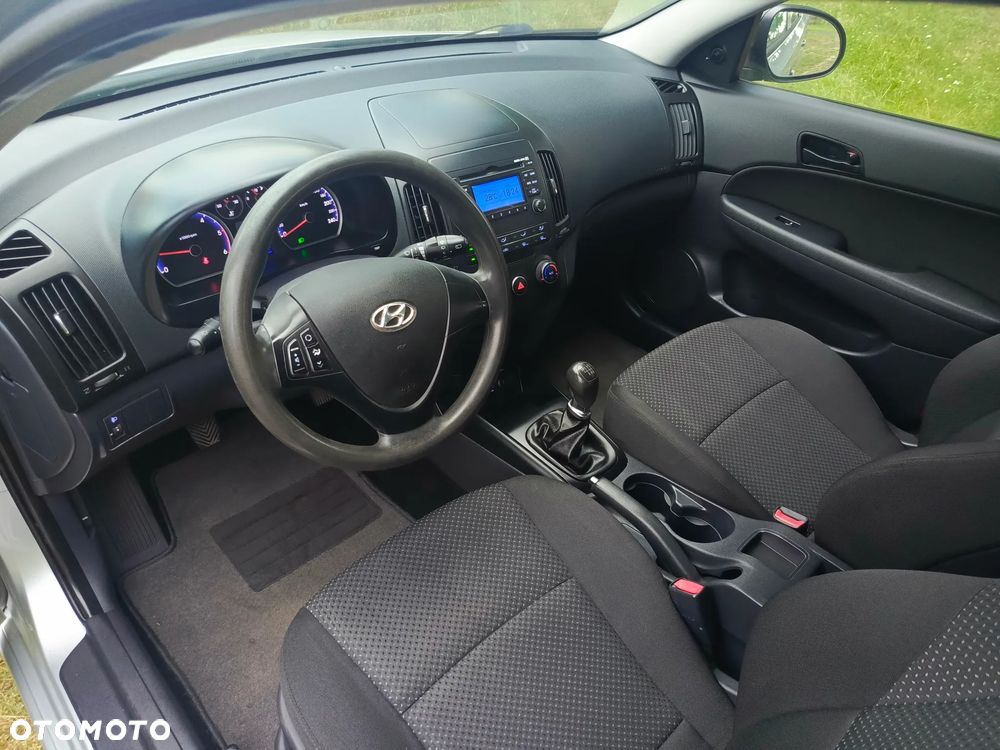 Hyundai i30 1.6 CRDi Comfort - 30