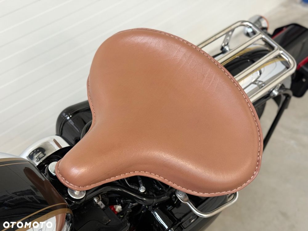 Royal Enfield Classic - 29