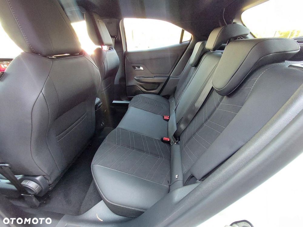 Opel Mokka 1.2 T mHEV Ultimate S&S eDTC6 - 9
