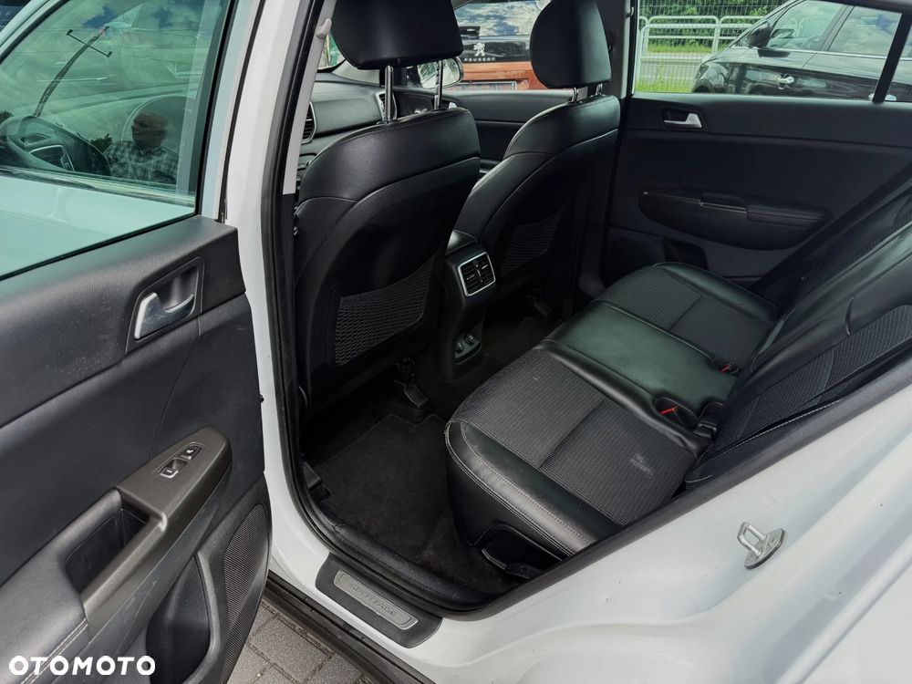 Kia Sportage 1.7 CRDI Business Line 2WD DCT - 9